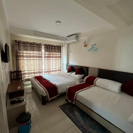 Om Bramha Hotel Κατμαντού Εξωτερικό φωτογραφία
