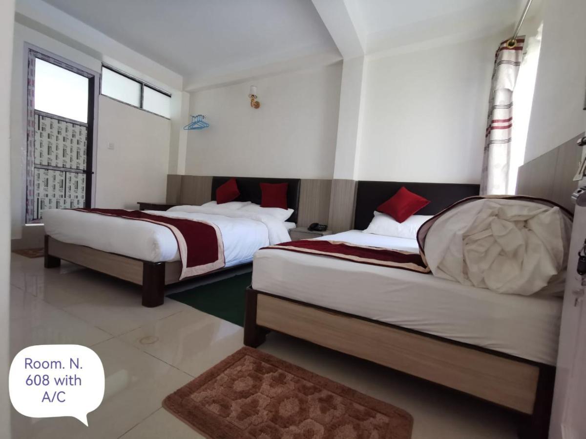 Om Bramha Hotel Κατμαντού Εξωτερικό φωτογραφία